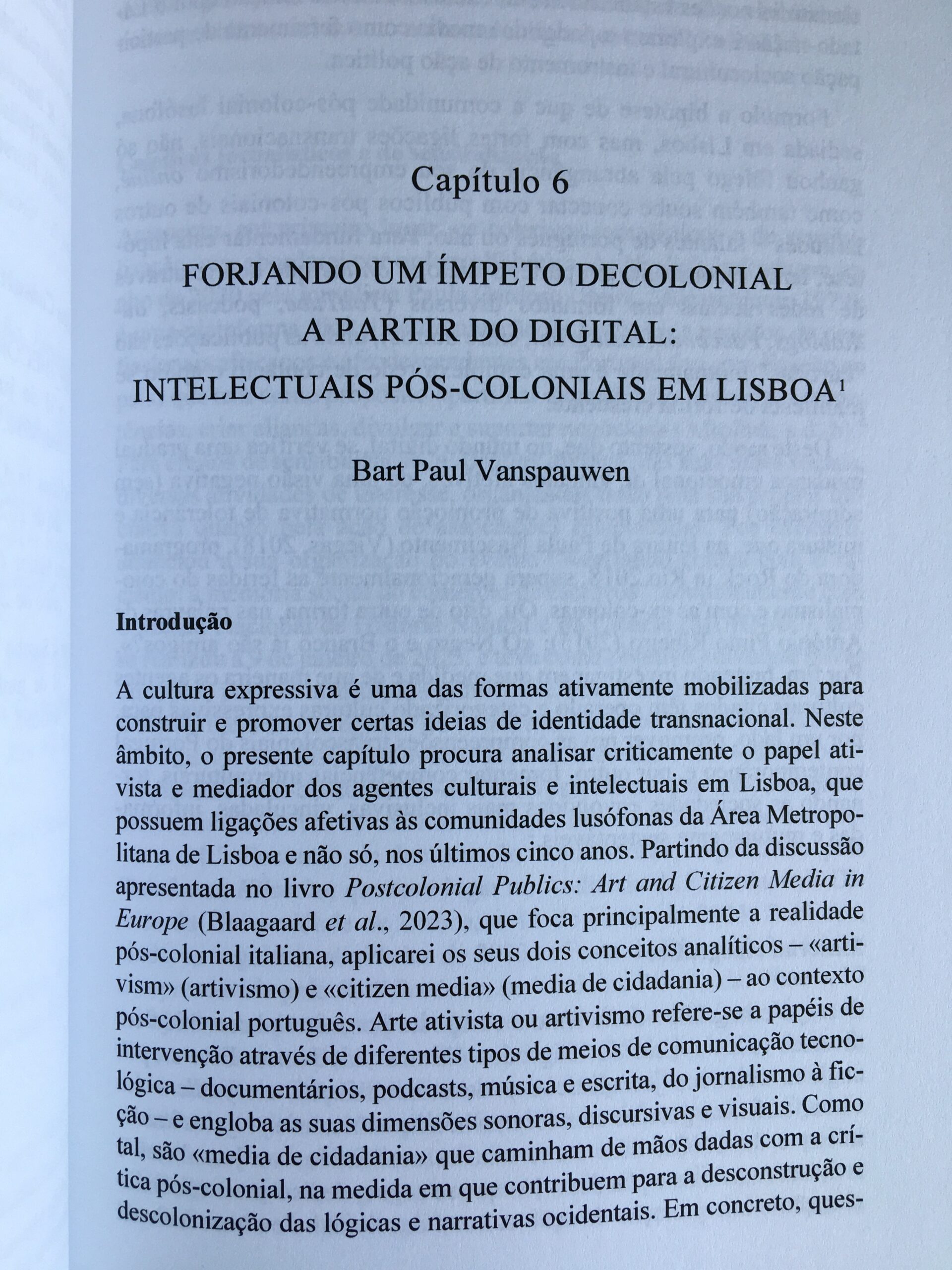 Forjando um ímpeto decolonial a partir do digital: intelectuais pós ...